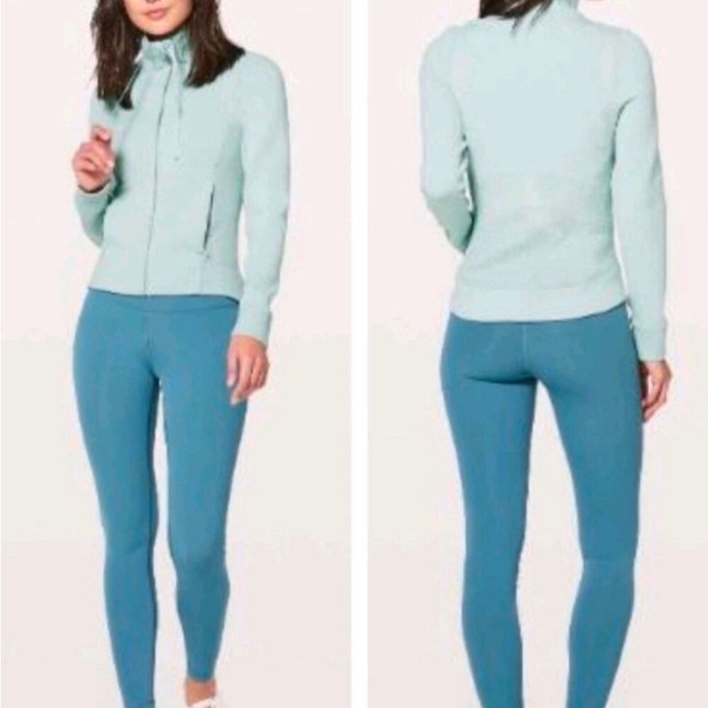 🐢 Lululemon Hot Mesh Light Blue Jacket